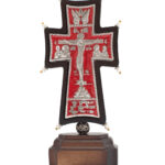 Крст стони- дрво